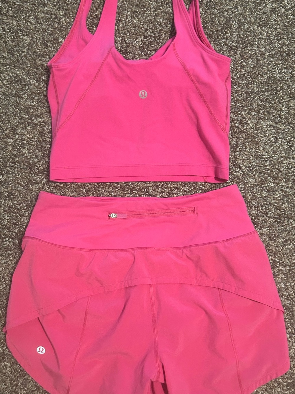 LULULEMON 2 Bright Pink Athletic Crop Top & Short Set Flowy Lightweight Workout - Picture 2 of 7